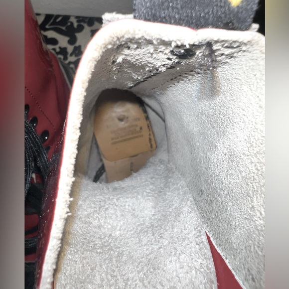 COPY - RARE Vintage Red & Black Patent Leather 10 hole Steel-toe Dr Martens Cir… - Picture 9 of 11